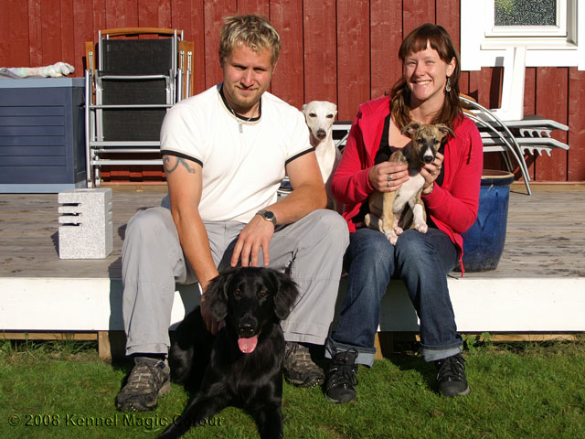 Nova åker med Karin & Andreas och hundkompisarna Puma & Aska till Umeå