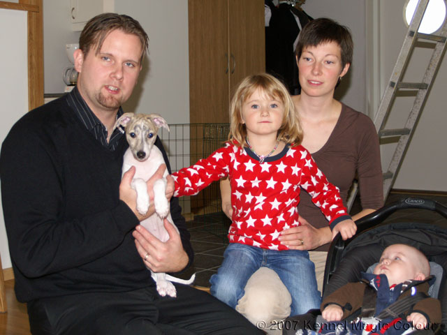 Axa åker med familjen Eriksson till Nyköping
