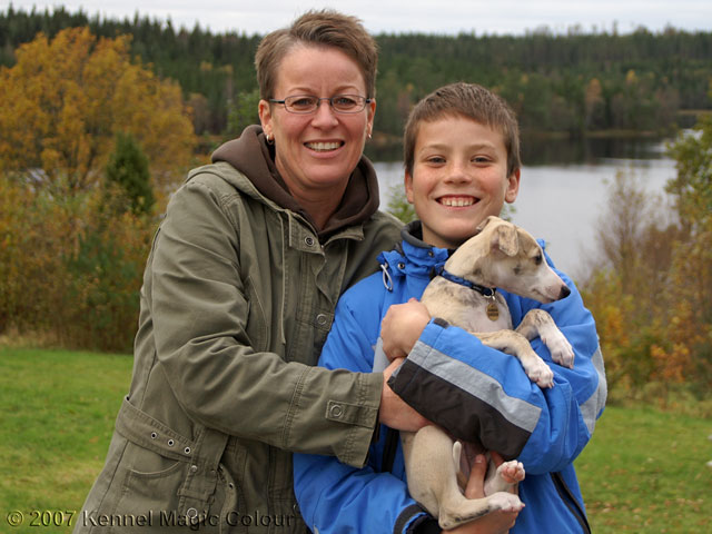 Felix åker med Colin & Marianne till Danmark